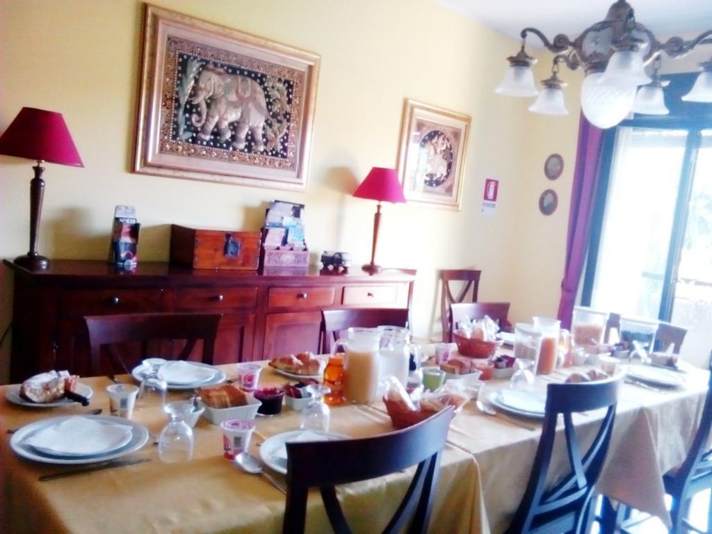 Porto Ulisse Bed and Breakfast Catánia Buitenkant foto