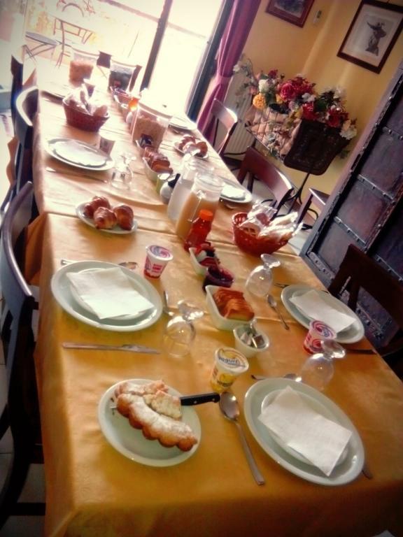 Porto Ulisse Bed and Breakfast Catánia Buitenkant foto
