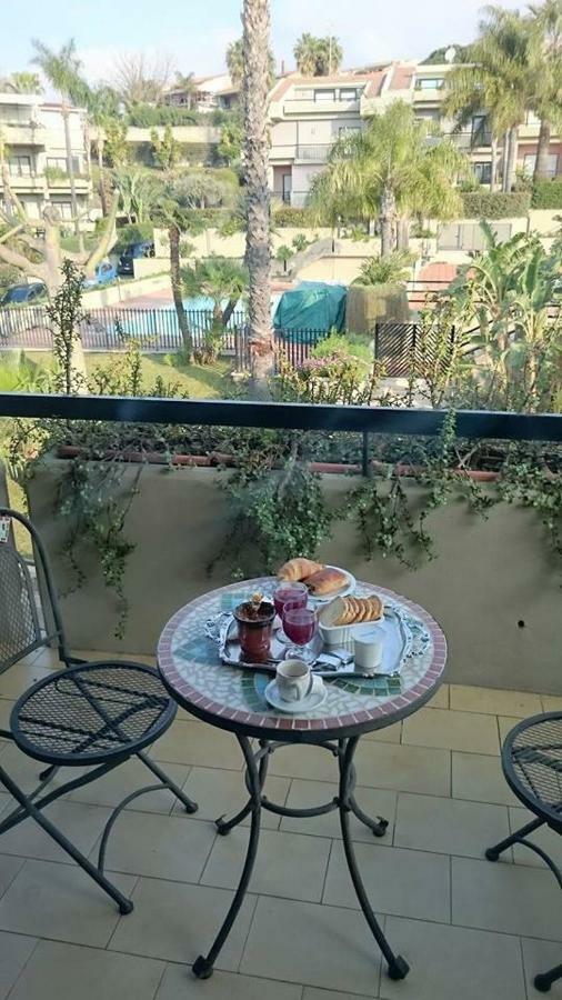 Porto Ulisse Bed and Breakfast Catánia Buitenkant foto
