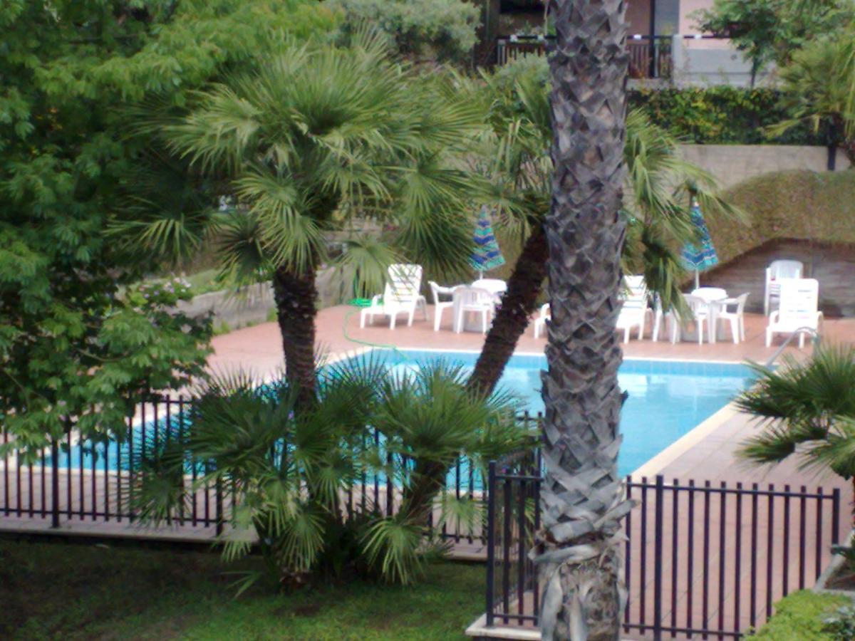 Porto Ulisse Bed and Breakfast Catánia Buitenkant foto